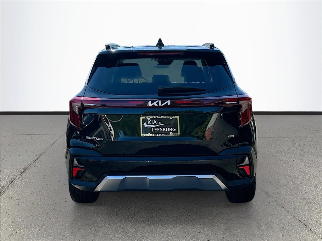 Certified 2025 Kia Seltos SX w/ SX Sunroof Package image 6