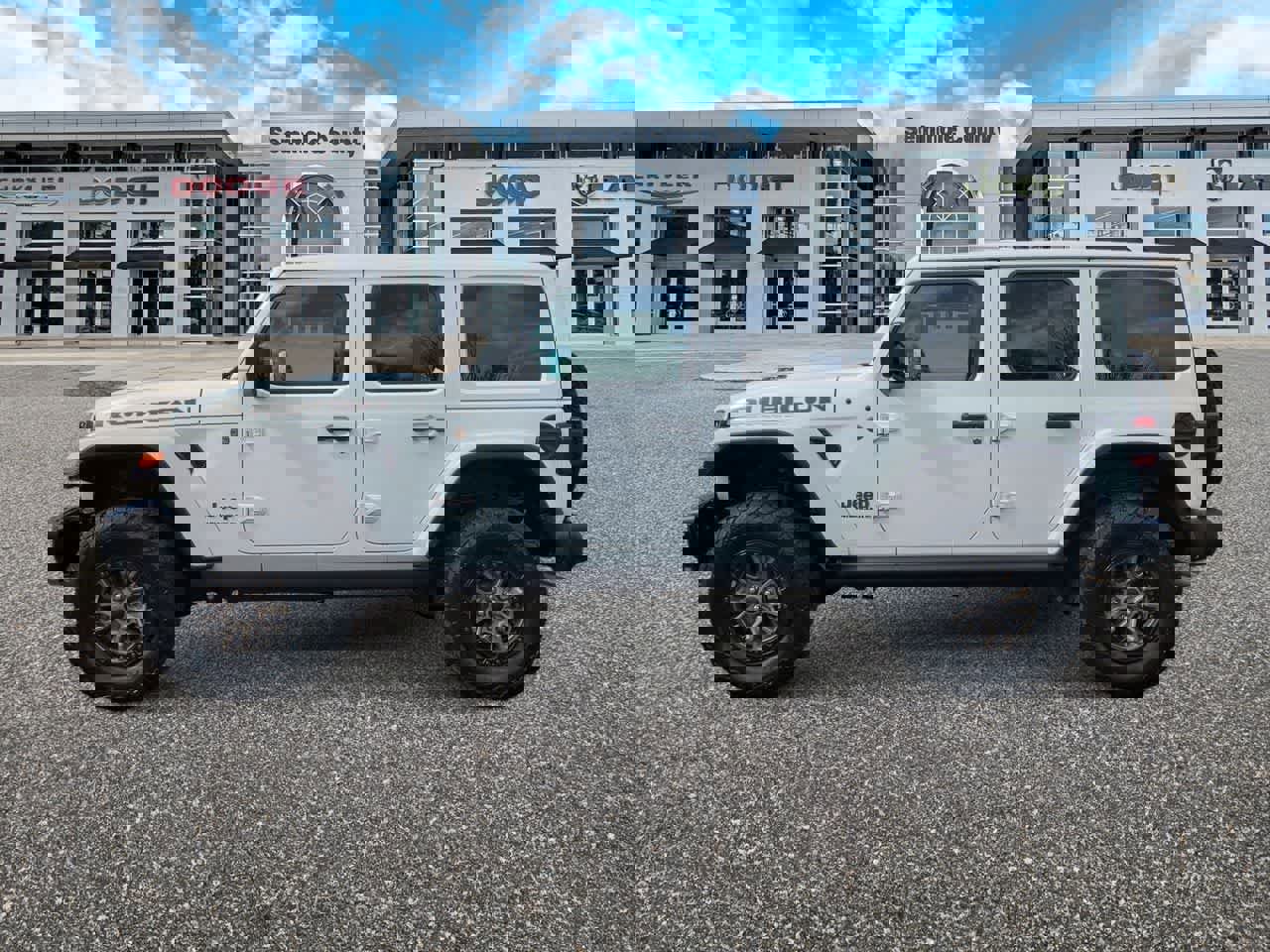 Used 2023 Jeep Wrangler Unlimited Rubicon 392 w/ Trailer Tow Package image 5