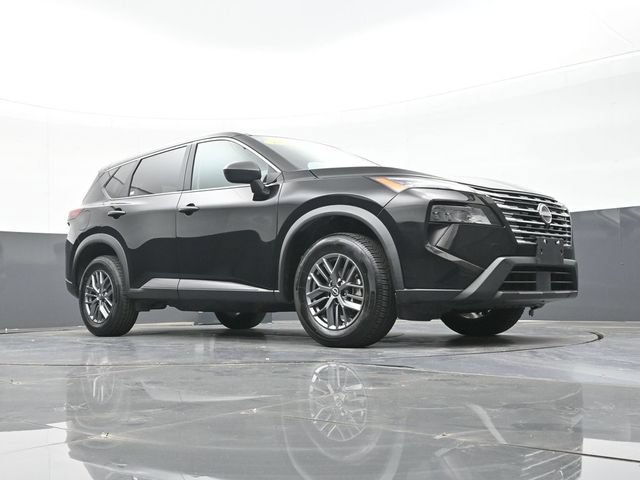 Used 2024 Nissan Rogue S AWD/4WD image 49