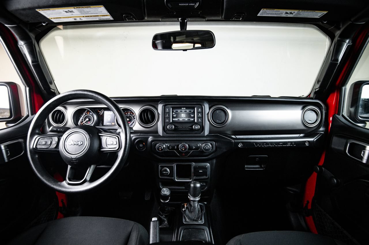 Used 2018 Jeep Wrangler Unlimited Sport AWD/4WD image 24