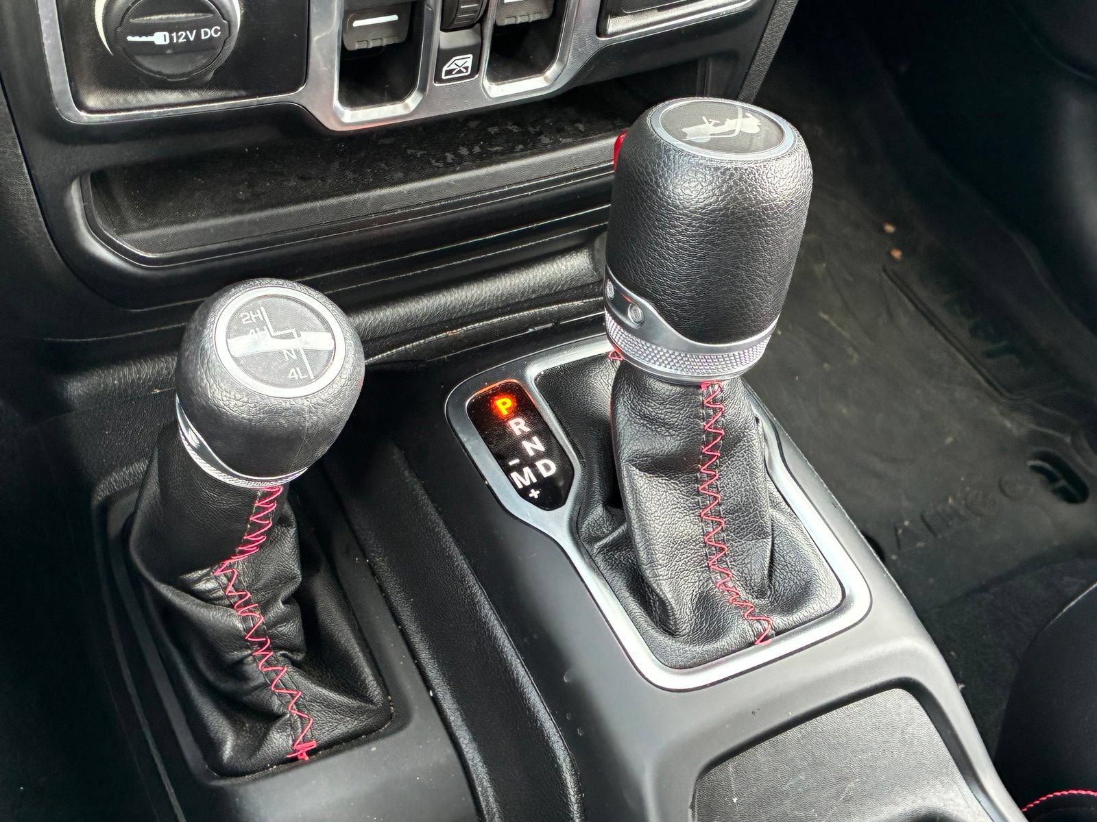 Used 2020 Jeep Wrangler Unlimited Sport AWD/4WD image 25