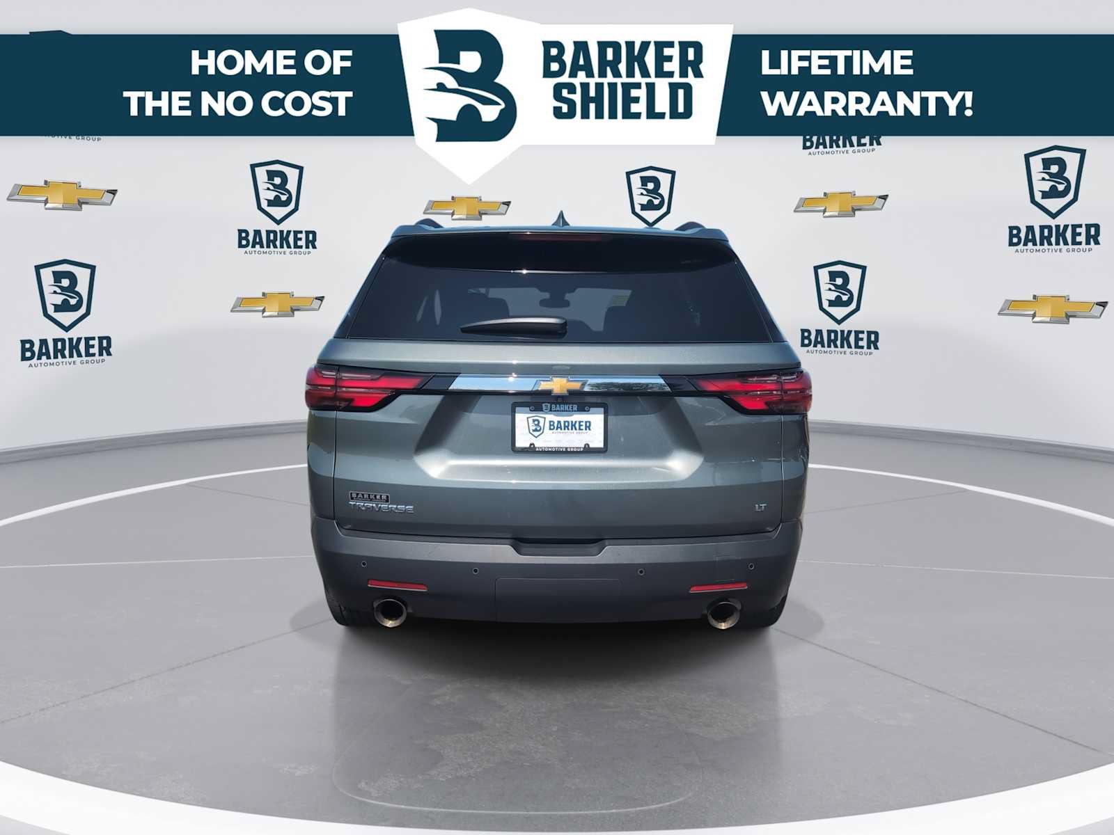 Used 2023 Chevrolet Traverse LT FWD image 7
