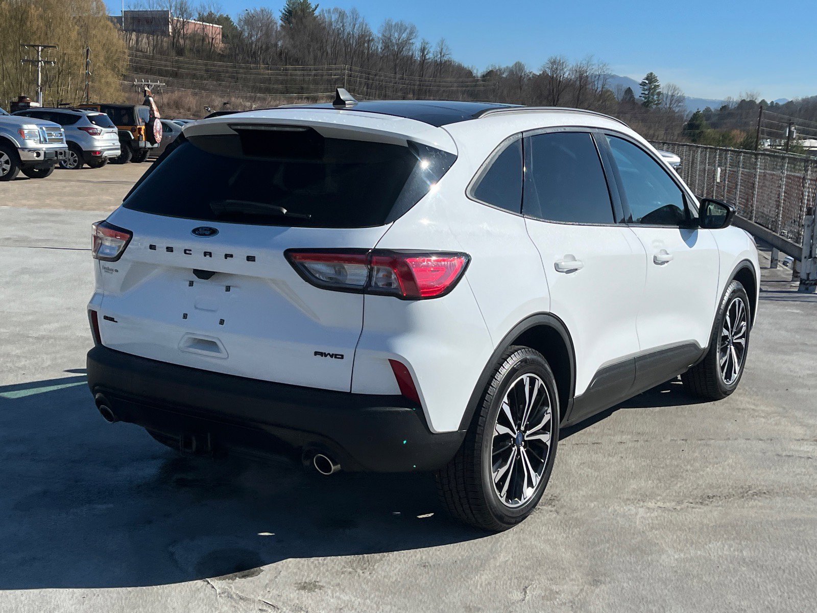 Certified 2022 Ford Escape SEL w/ SEL Stealth AWD Package image 3