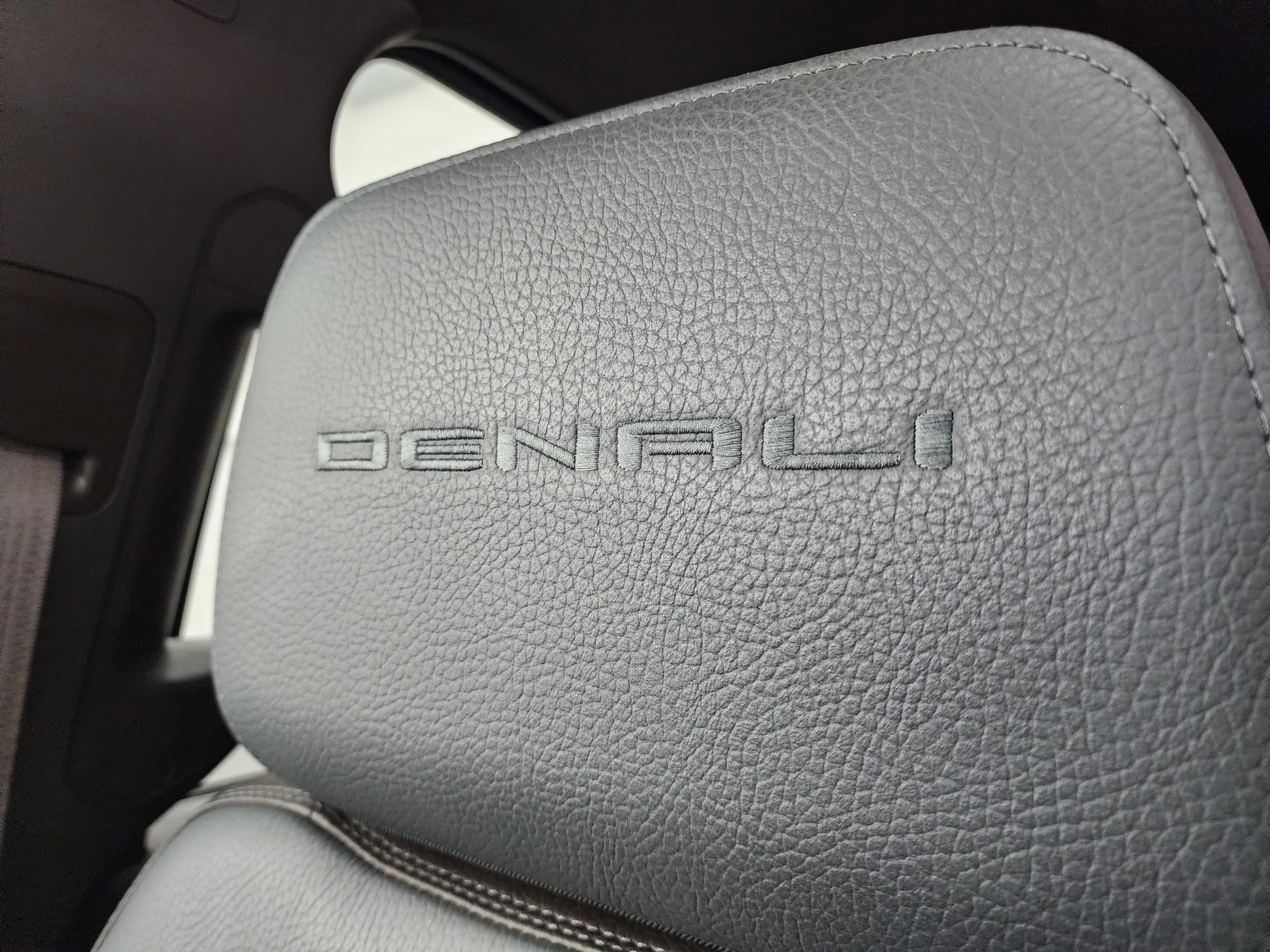 Used 2021 GMC Sierra 1500 Denali w/ Driver Alert Package II image 47