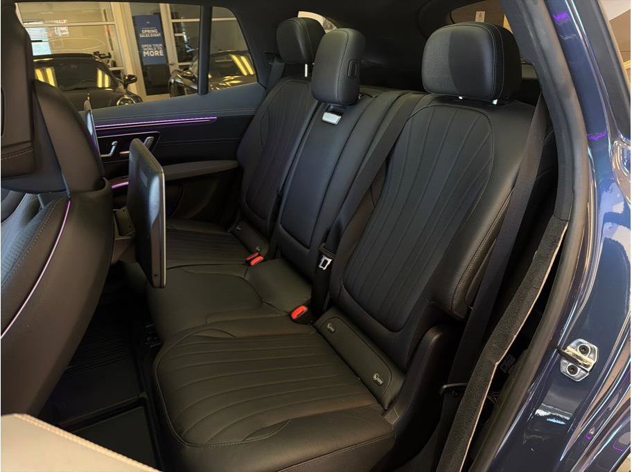 Used 2023 Mercedes-Benz EQS 580 4MATIC SUV image 25
