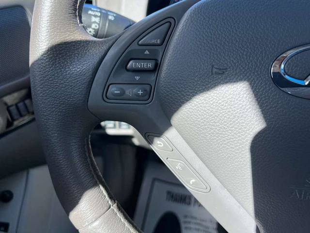 Used 2011 INFINITI G37 Journey w/ Premium Pkg image 22