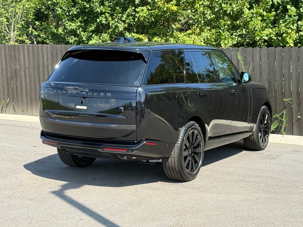 New 2026 Land Rover Range Rover SE AWD/4WD image 6