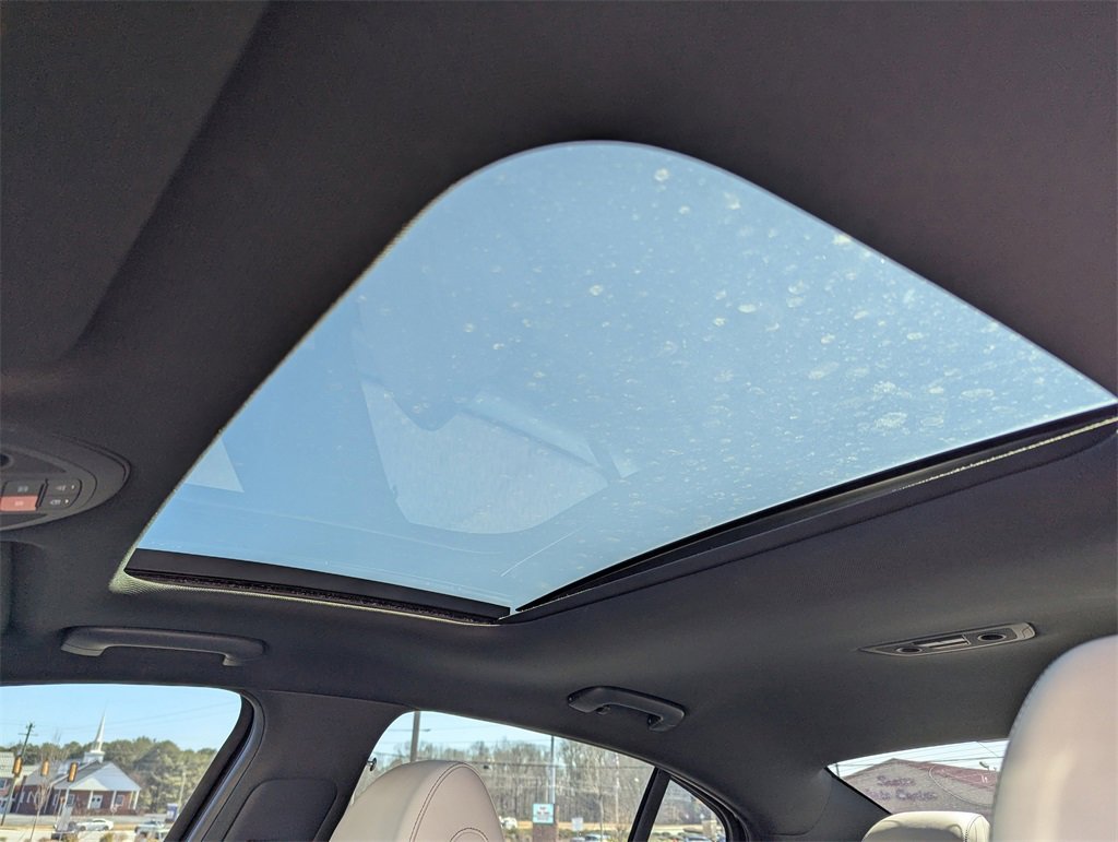 Used 2025 Genesis G70 2.5T w/ Sport Prestige Package image 17