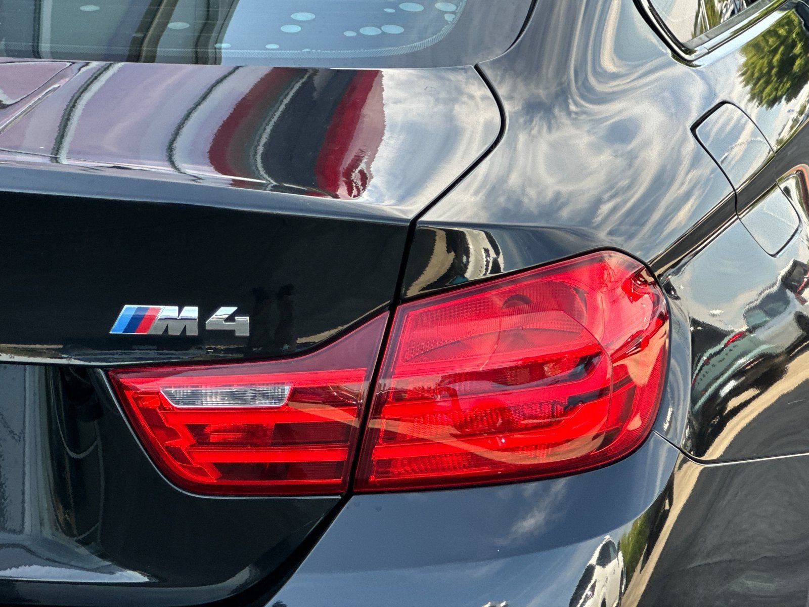 Used 2015 BMW M4 Coupe RWD image 22