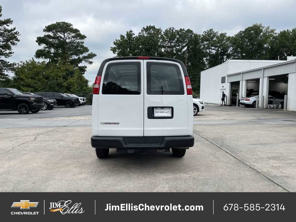 Certified 2024 Chevrolet Express 2500 Extended image 11