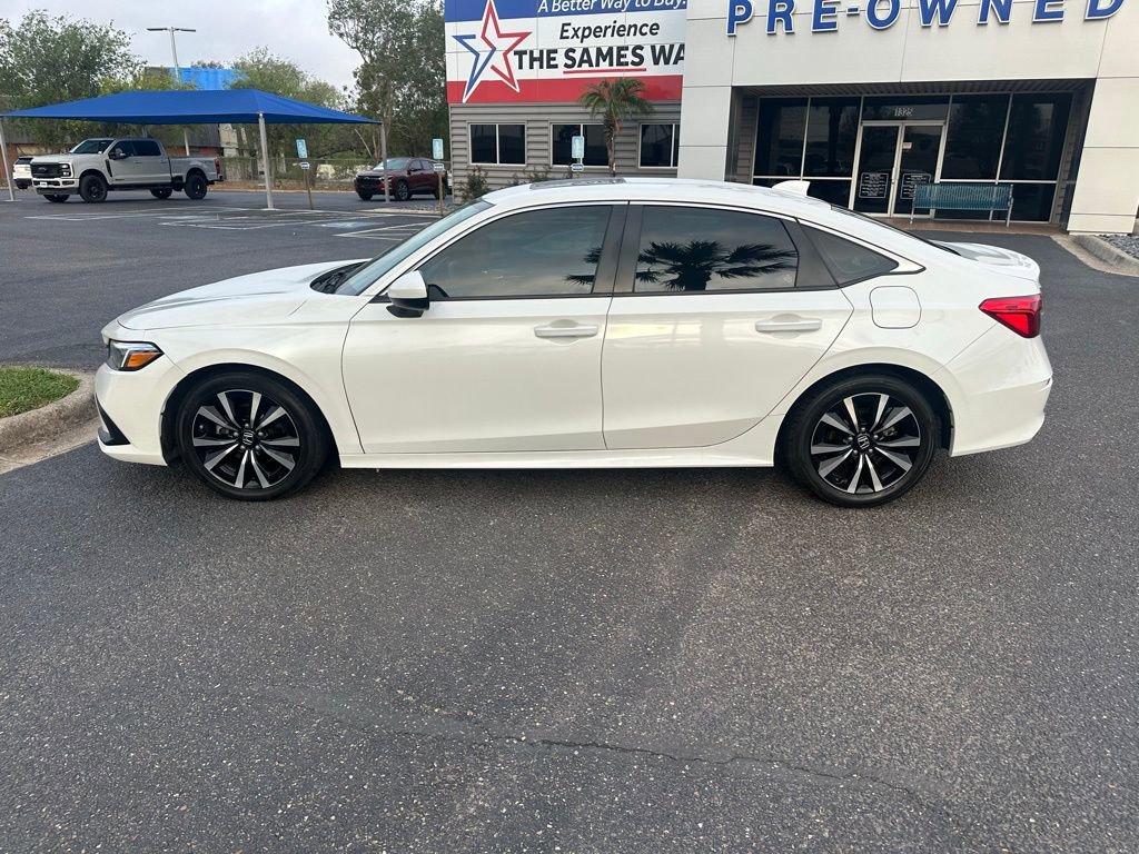 Used 2024 Honda Civic EX image 3