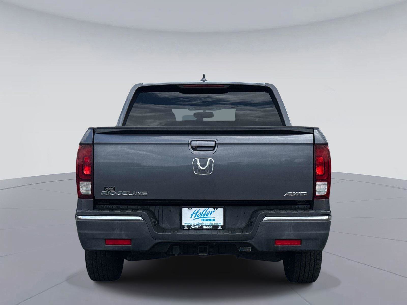 Certified 2017 Honda Ridgeline RTL-T image 5