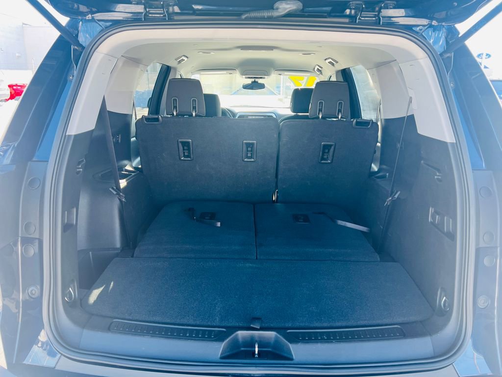 Used 2017 GMC Acadia SLE image 32