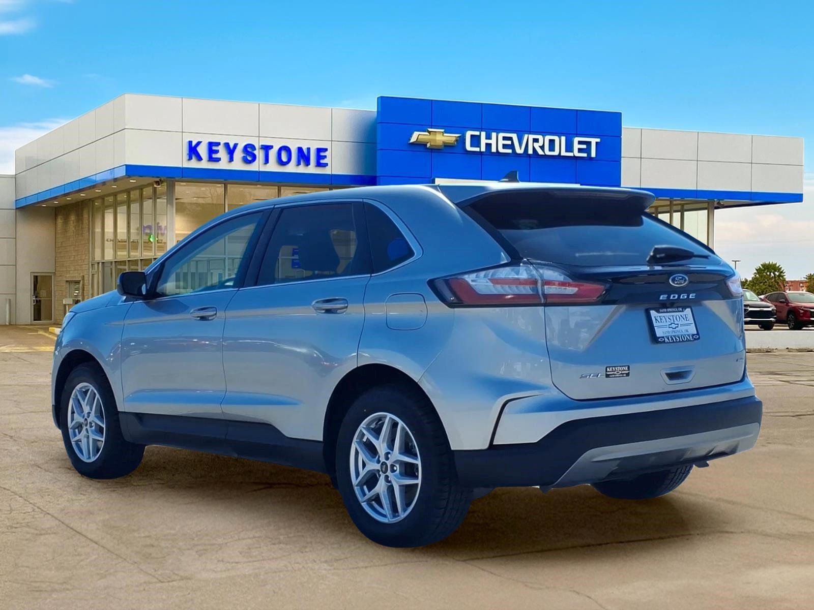 Used 2024 Ford Edge SEL AWD/4WD image 5