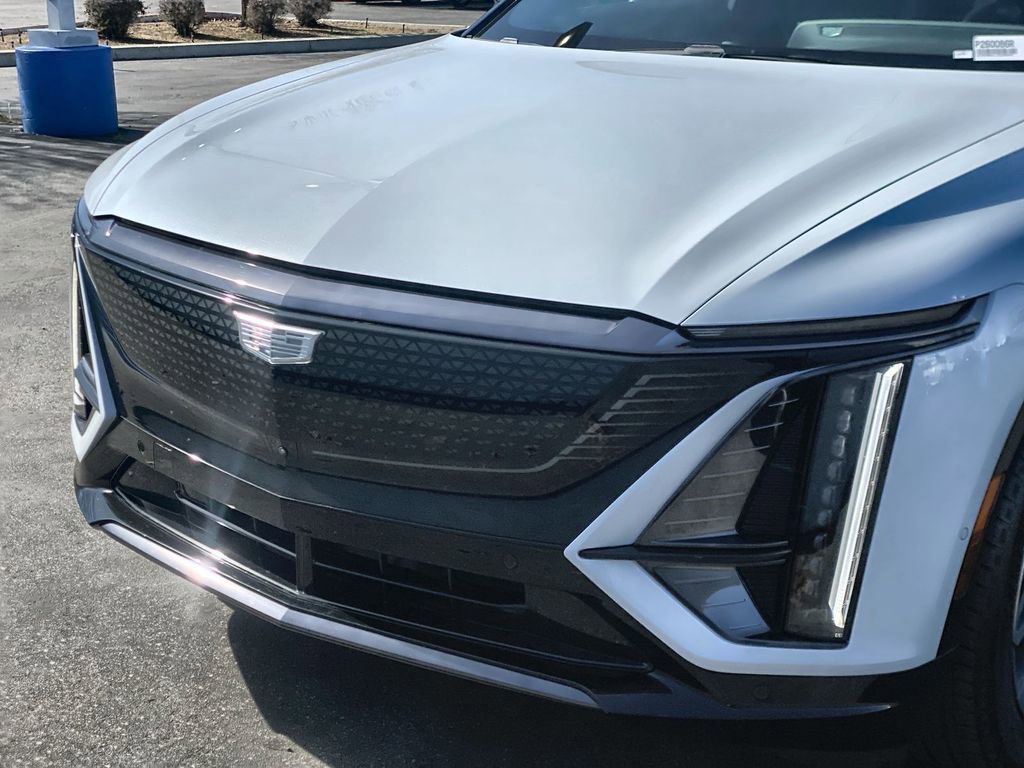 Certified 2026 Cadillac Lyriq Premium Sport w/ LPO, Floor Liner Package image 28