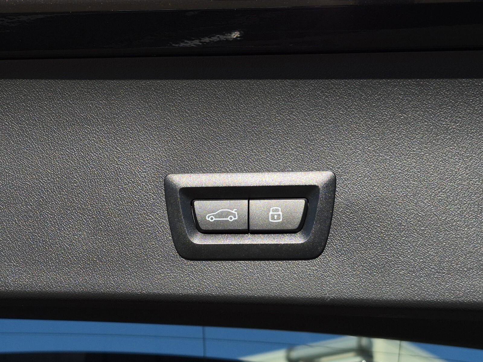 Certified 2025 BMW X3 xDrive30i w/ Premium Package AWD/4WD image 8