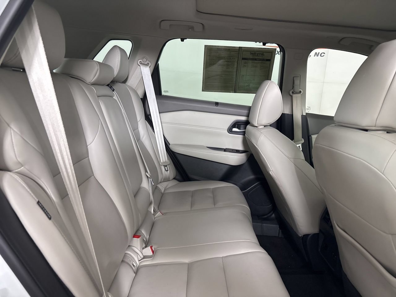 Used 2023 Nissan Rogue SL w/ SL Premium Package AWD/4WD image 28