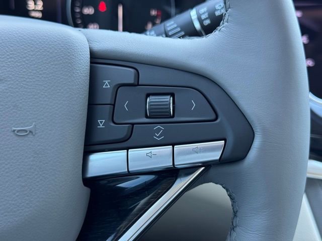 New 2025 Cadillac XT6 Premium Luxury w/ LPO, ONYX Package image 25