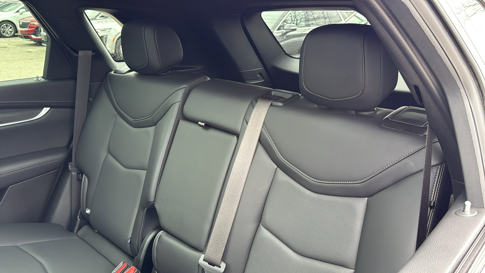 Certified 2024 Cadillac XT5 Sportv w/ Technology Package image 31