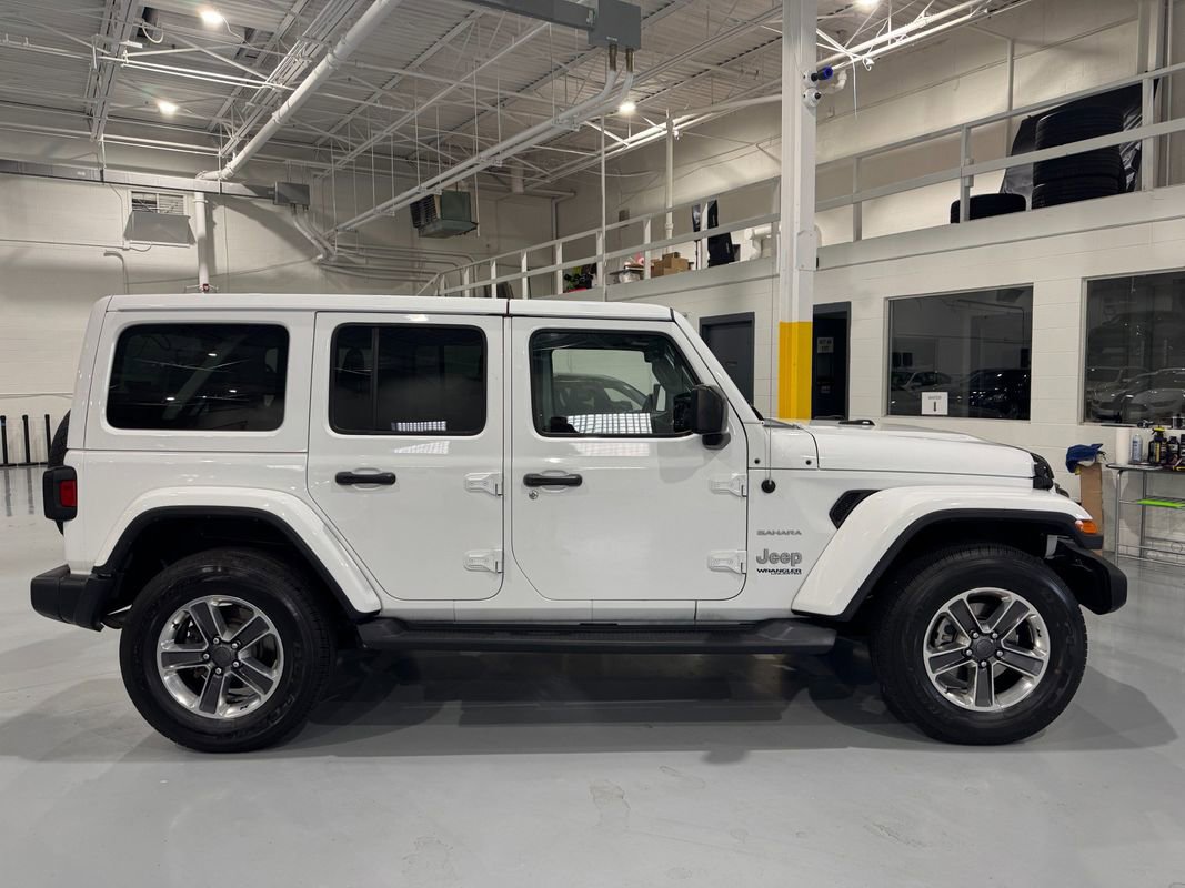 Used 2018 Jeep Wrangler Unlimited Sahara image 8