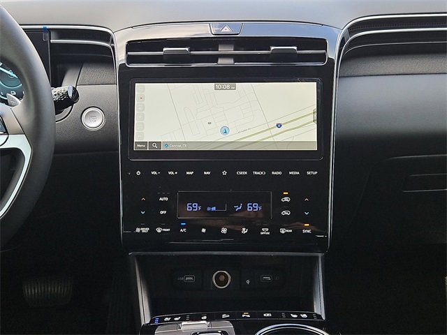 Used 2024 Hyundai Tucson Limited image 19