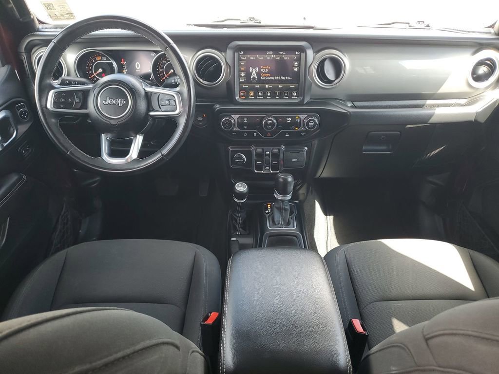 Used 2022 Jeep Wrangler Unlimited Sahara image 24