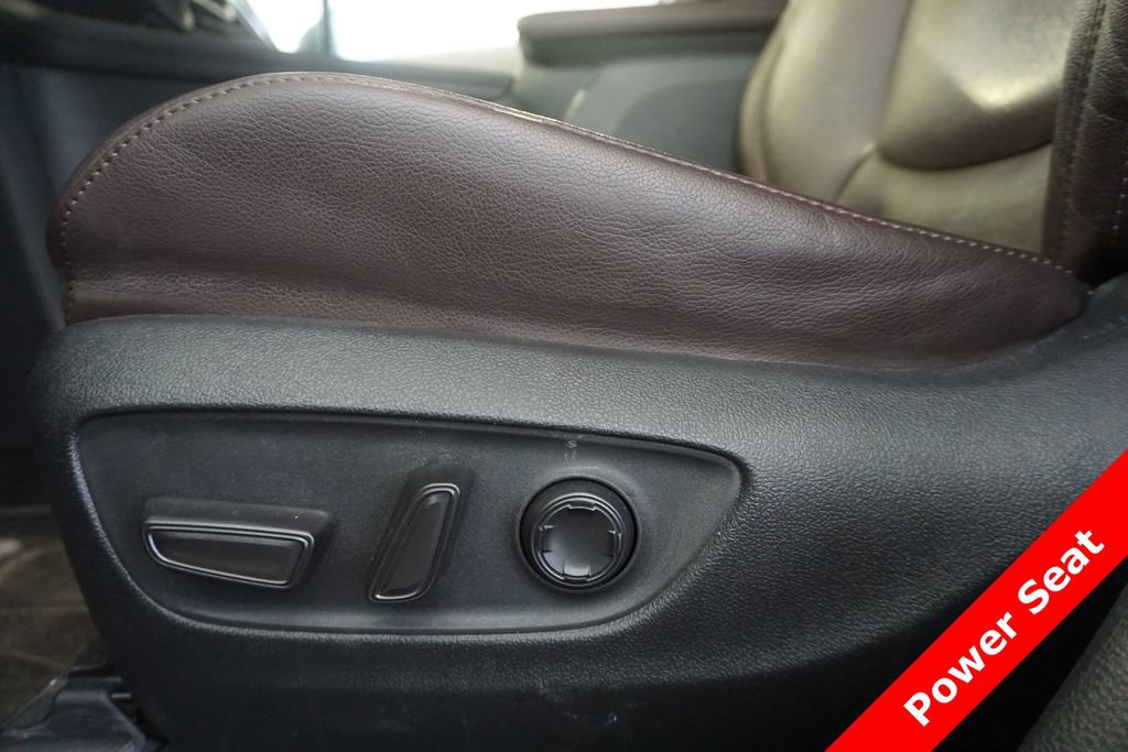 Used 2022 Toyota Sienna Platinum AWD/4WD image 7