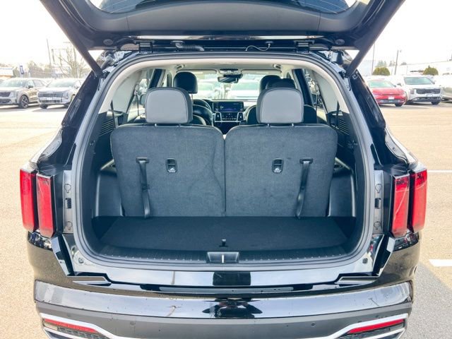 Certified 2024 Kia Sorento EX image 10
