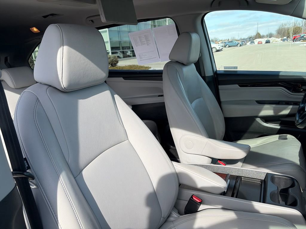 Used 2021 Honda Odyssey Touring image 12