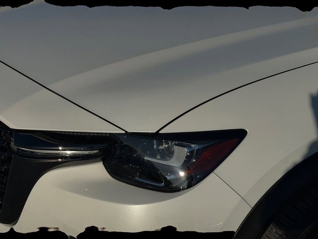 Used 2025 MAZDA CX-70 Plug-In Hybrid w/ Premium Plus image 32
