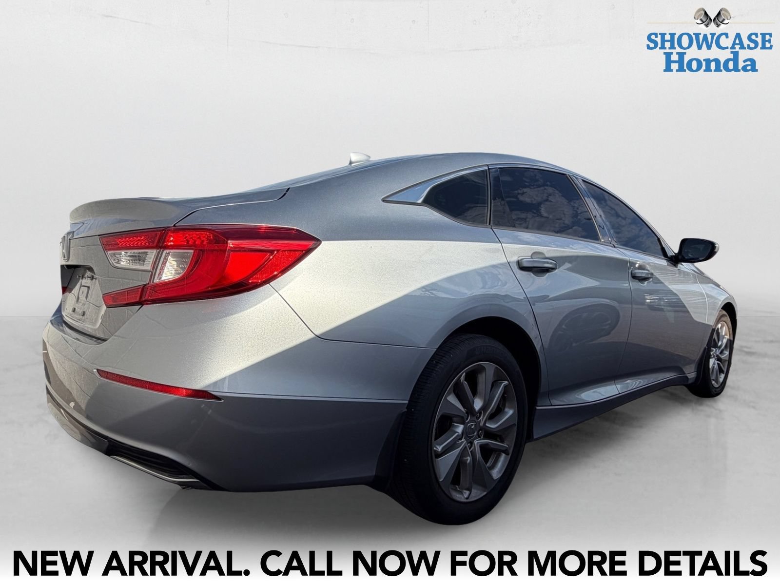 Used 2018 Honda Accord LX image 5