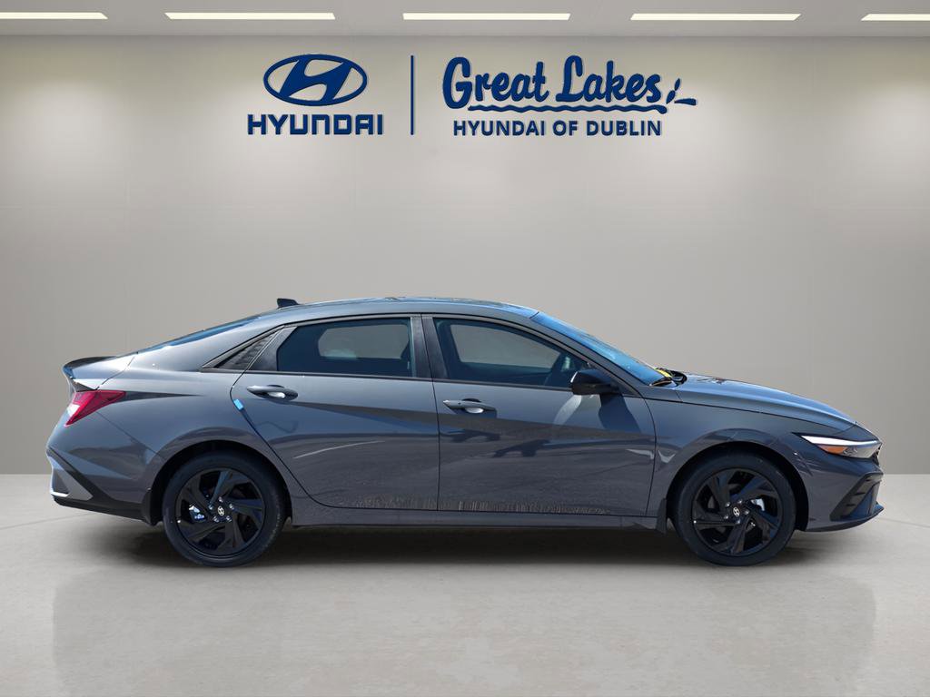 New 2026 Hyundai Elantra Sport image 6