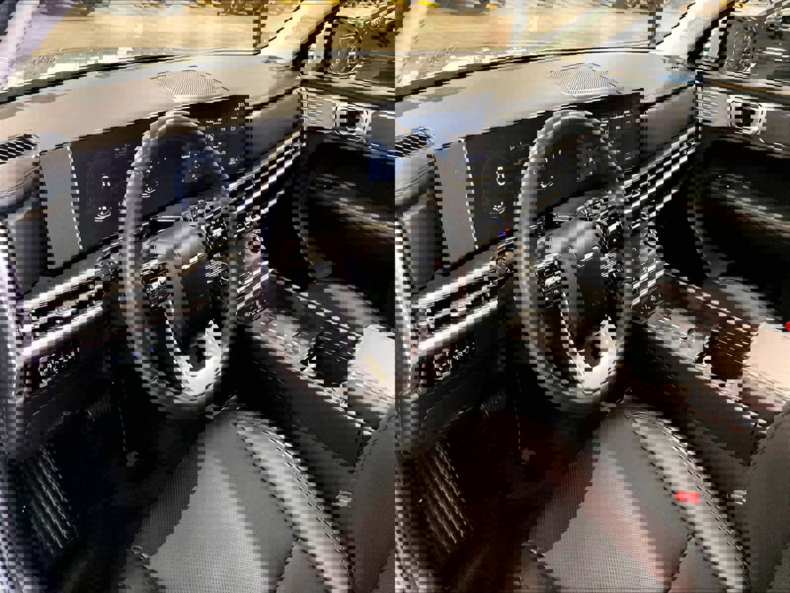 Used 2024 Hyundai Santa Fe SEL image 8