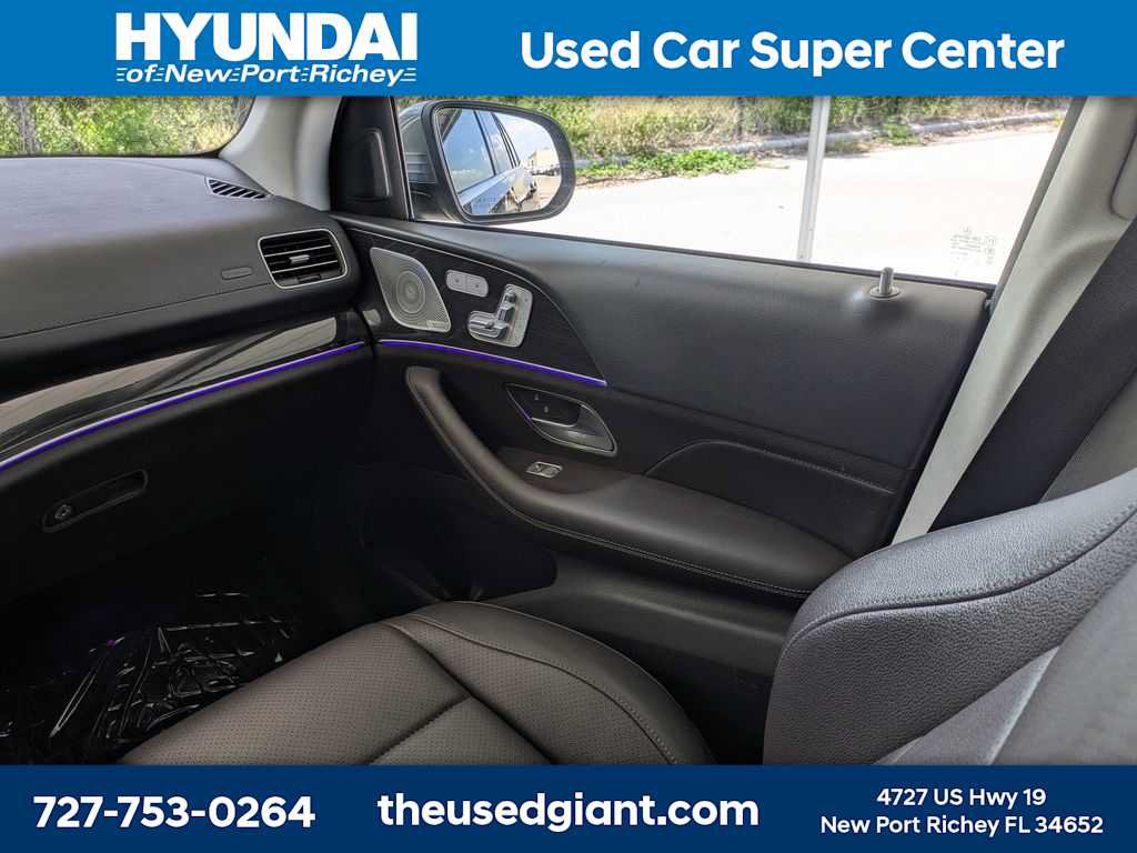 Used 2020 Mercedes-Benz GLS 450 4MATIC image 26