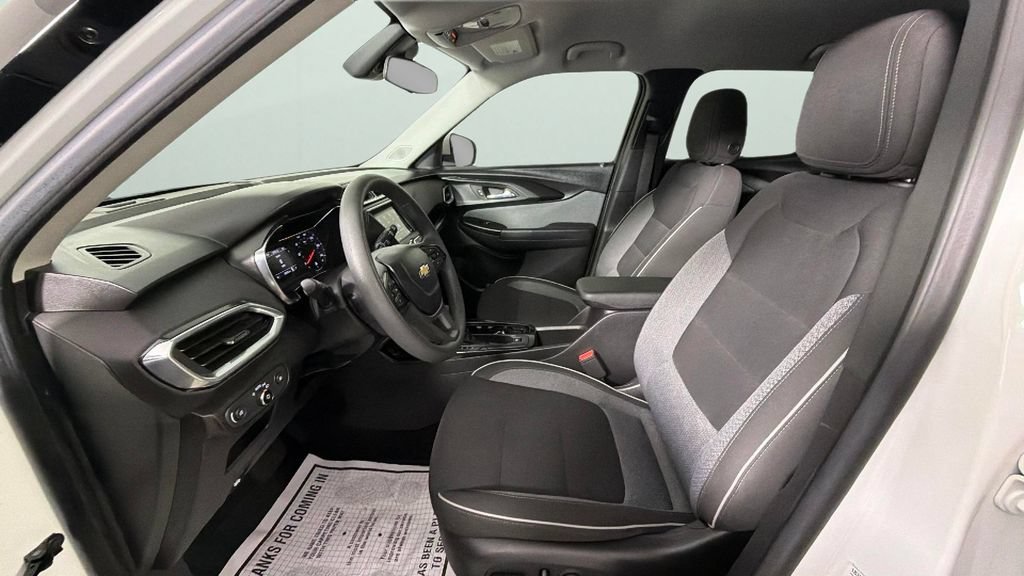 Certified 2023 Chevrolet TrailBlazer LT FWD image 17
