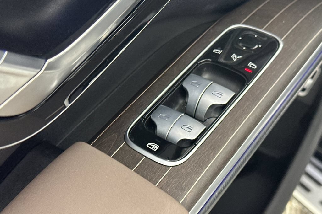 Certified 2024 Mercedes-Benz EQS 450+ 4MATIC SUV image 15