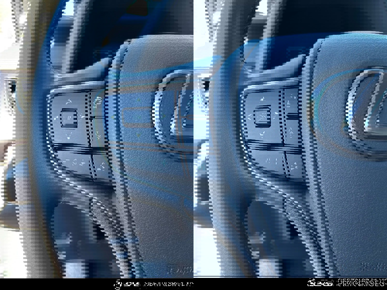 Certified 2024 Lexus UX 250h FWD image 29