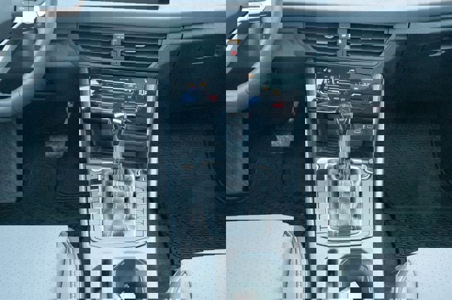 New 2026 Volkswagen Jetta SE image 32