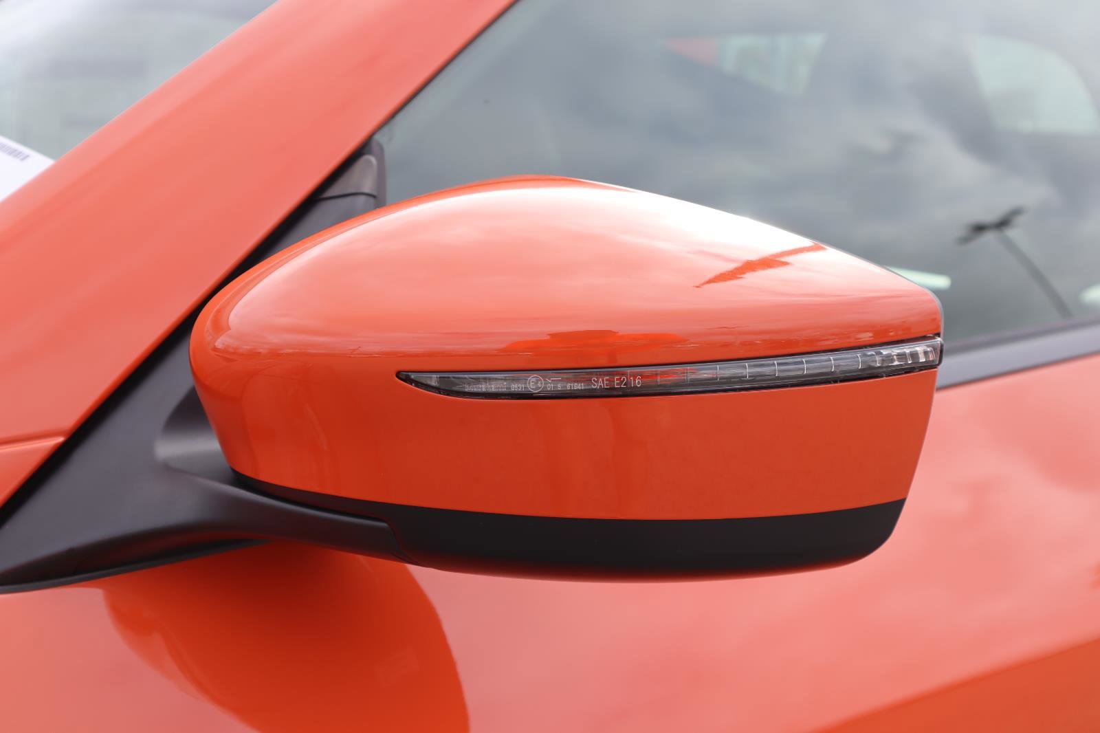 Used 2024 Nissan Z Performance w/ Heritage Edition image 4