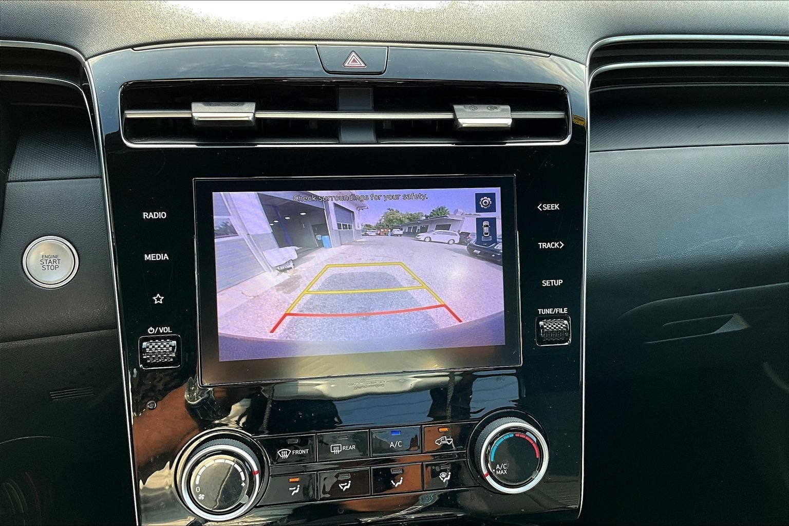 Used 2022 Hyundai Santa Cruz SEL FWD image 11