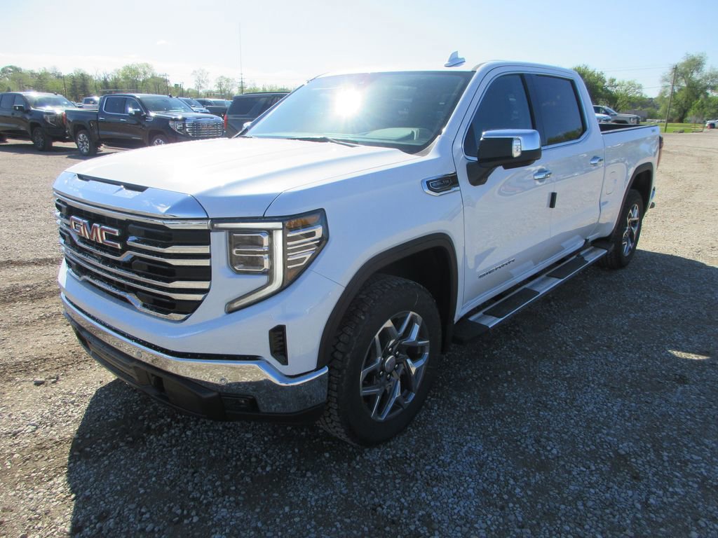 New 2026 GMC Sierra 1500 SLT w/ SLT Premium Plus Package image 10