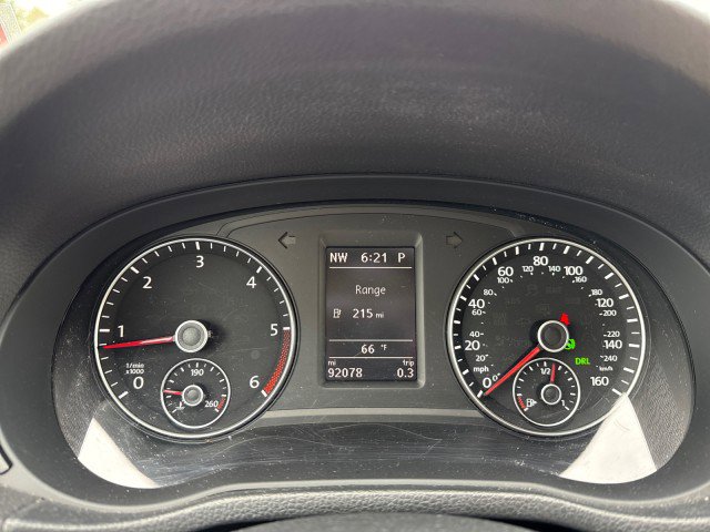 Used 2013 Volkswagen Passat TDI SEL Premium image 27