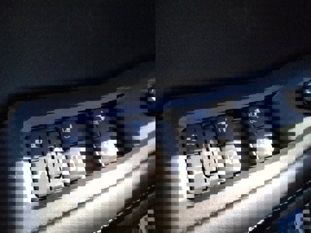 New 2025 Jeep Grand Cherokee Altitude w/ Trailer Tow Package image 32