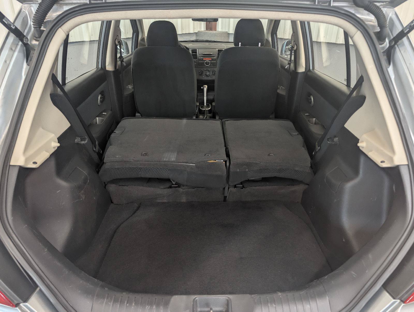Used 2011 Nissan Versa 1.8 S w/ Plus Pkg FWD image 38