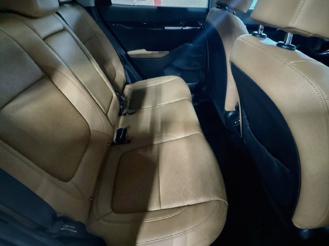 Used 2024 Kia Seltos EX AWD/4WD image 28