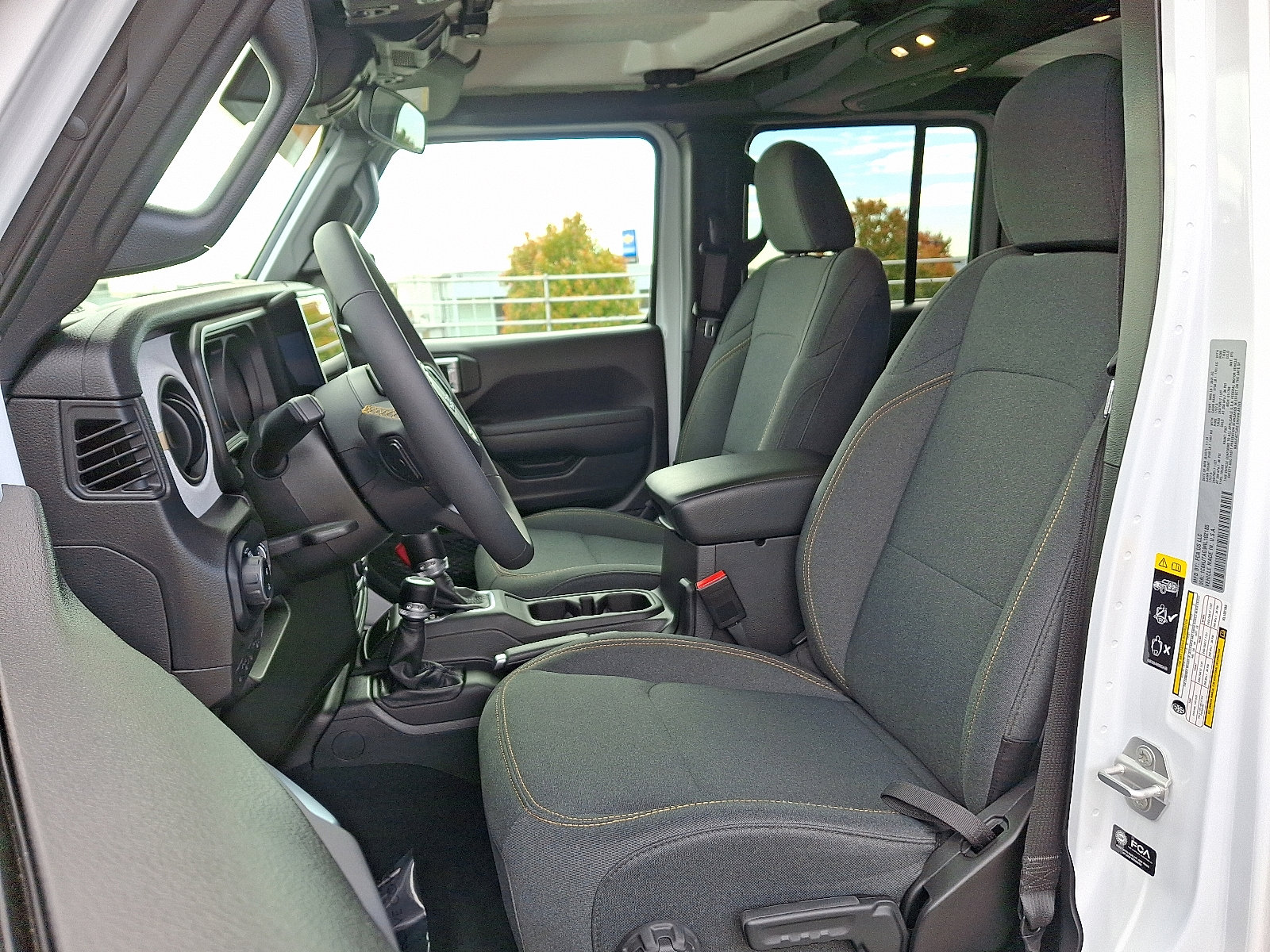 Certified 2024 Jeep Gladiator Sport image 13