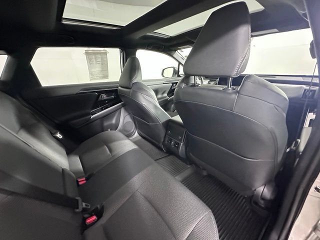 Used 2025 Toyota bZ4X AWD w/ Weather Package image 12