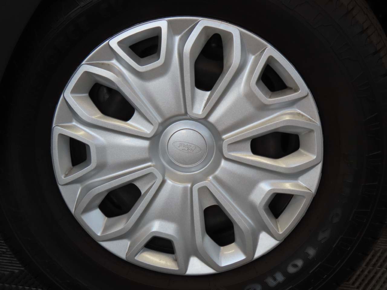 Used 2018 Ford Transit 150 XLT RWD image 7