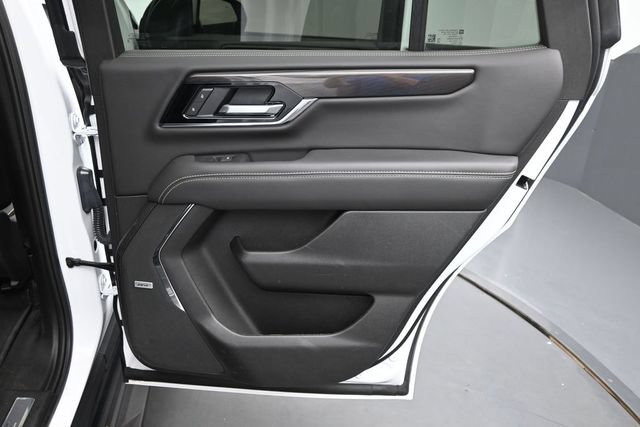 Used 2025 GMC Yukon Elevation w/ LPO, Floor Liner Package AWD/4WD image 15