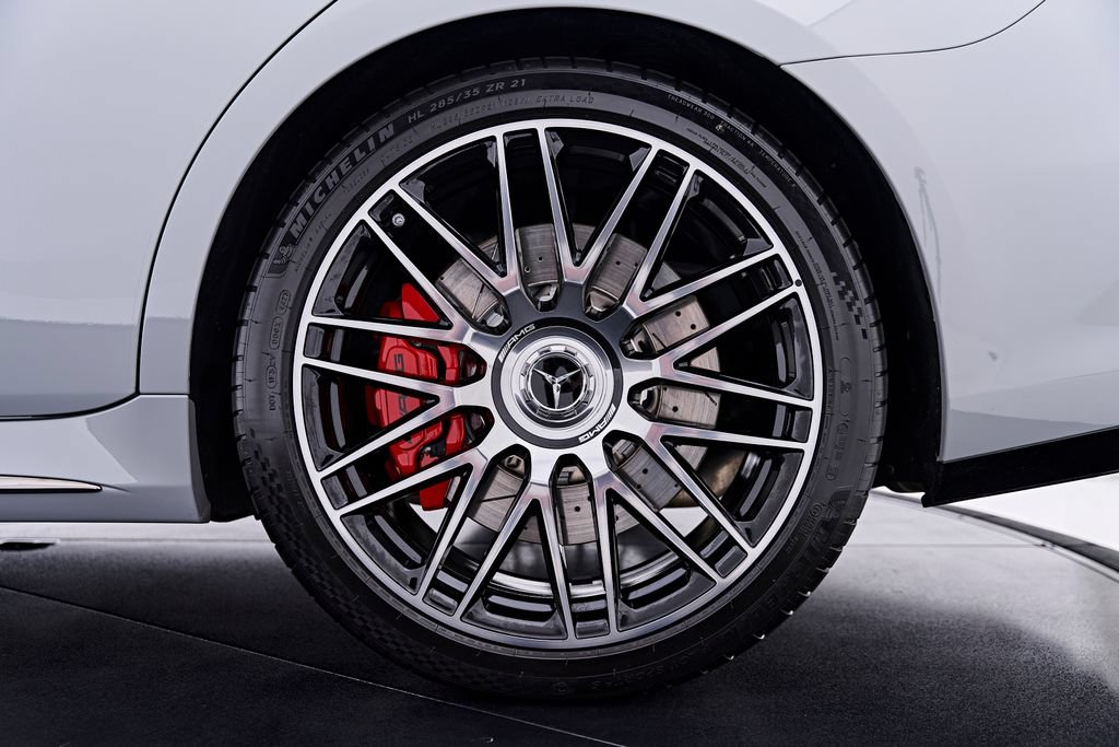 Used 2024 Mercedes-Benz S 63 AMG S w/ Rear Seat Package image 35